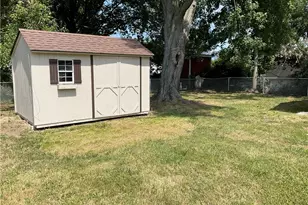 38397 Dolores Dr, Eastlake, OH 44095 - Photo 21