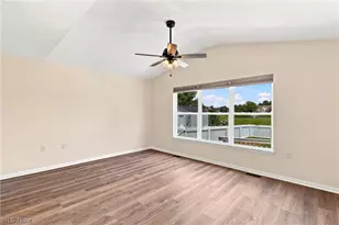 5889 W Breezeway Dr W, North Ridgeville, OH 44039 - Photo 17