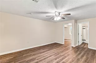 5889 W Breezeway Dr W, North Ridgeville, OH 44039 - Photo 31