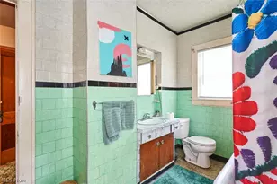 446 E Voris St, Akron, OH 44311 - Photo 17