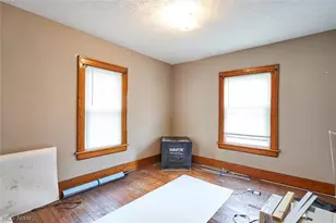 446 E Voris St, Akron, OH 44311 - Photo 9