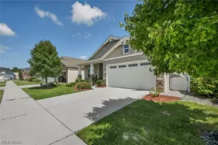 9036 Morgan Cir, North Ridgeville, OH 44039 - Photo 3