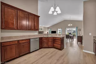 9036 Morgan Cir, North Ridgeville, OH 44039 - Photo 7