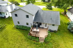 876 Moss Canyon Dr, Amherst, OH 44001 - Photo 25