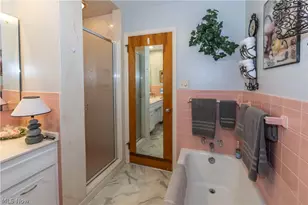 690 N Azalea Blvd, Barberton, OH 44203 - Photo 29