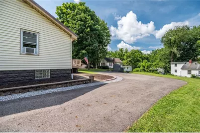 3804 Eigen Street, Youngstown, OH 44515 - Photo 9