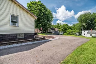 3804 Eigen St, Youngstown, OH 44515 - Photo 9