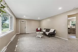 5111 Nave St SW, Canton, OH 44706 - Photo 5