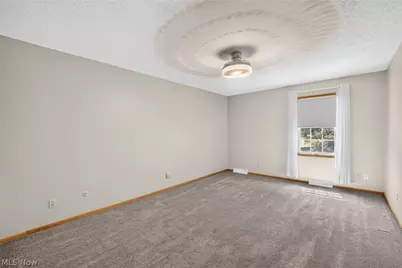 2879 Wexford Boulevard, Stow, OH 44224 - Photo 23