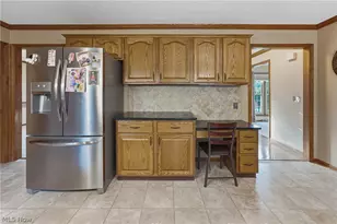 6224 Sandy Ridge Cir NW, North Canton, OH 44720 - Photo 19
