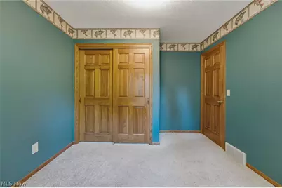6224 Sandy Ridge Circle NW, North Canton, OH 44720 - Photo 25