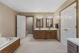 6224 Sandy Ridge Cir NW, North Canton, OH 44720 - Photo 31