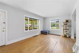330 N Hawkins Ave, Akron, OH 44313 - Photo 7