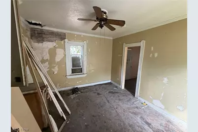 314 E 26th Street, Lorain, OH 44055 - Photo 5
