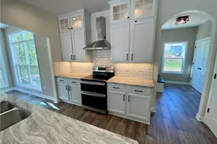 3448 Wicker St NE, Canton, OH 44721 - Photo 3