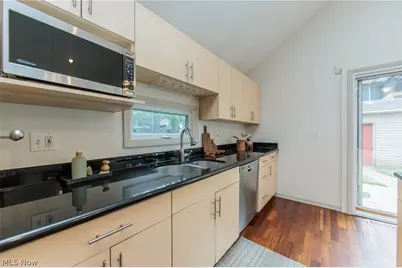 3708 Whitman Avenue, Loveland, OH 44113 - Photo 25