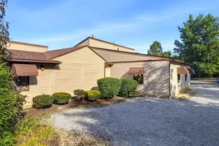 1177 W Portage Trl, Cuyahoga Falls, OH 44223 - Photo 3
