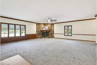 1177 W Portage Trail Extension, Cuyahoga Falls, OH 44223 - Photo 13