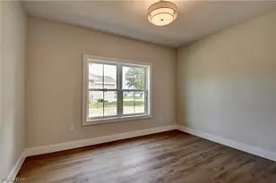 818 3rd St SW, New Philadelphia, OH 44663 - Photo 27