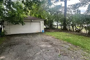 3223 Grove Ave, Lorain, OH 44055 - Photo 7