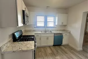 3223 Grove Ave, Lorain, OH 44055 - Photo 9