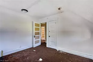 893 E 75th St, Loveland, OH 44103 - Photo 17