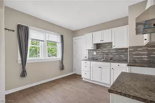 893 E 75th St, Loveland, OH 44103 - Photo 9