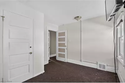 893 E 75th Street, Loveland, OH 44103 - Photo 15
