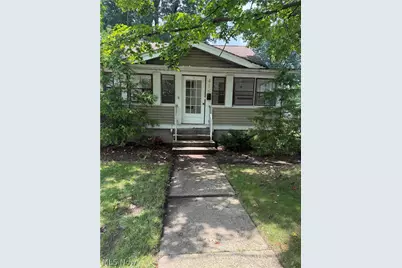 416 N Lyman Street, Wadsworth, OH 44281 - Photo 1