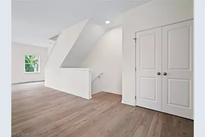 3274 Warren Road #1, Loveland, OH 44111 - Photo 9