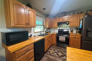 1093 Overly Rd, Jefferson, OH 44047 - Photo 17