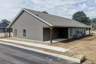 816 3rd St SW, New Philadelphia, OH 44663 - Photo 39