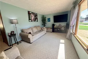 447 Rosch Ct SW, New Philadelphia, OH 44663 - Photo 9