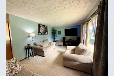 447 Rosch Court SW, New Philadelphia, OH 44663 - Photo 7