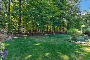 126 Westchester Dr, Amherst, OH 44001 - Photo 41