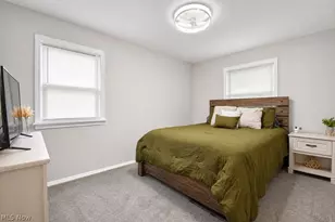 34411 Beach Park Ave, Eastlake, OH 44095 - Photo 21