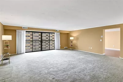 12550 Lake Avenue 12550 Lake Avenue Avenue #1407-1401, Oakwood, OH 44107 - Photo 15