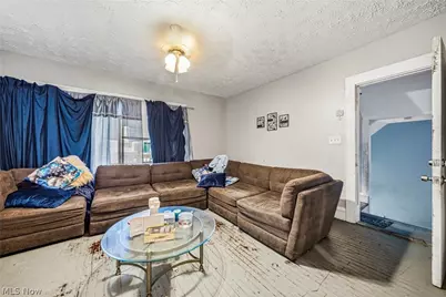 9501 Pierpont Avenue, Loveland, OH 44108 - Photo 5