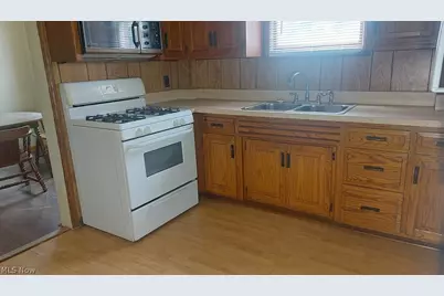 112 Woodmont Avenue Avenue, Steubenville, OH 43952 - Photo 11
