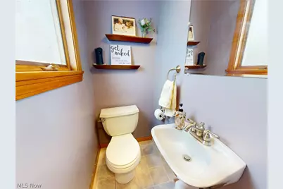 32325 Dickerson Road, Willowick, OH 44095 - Photo 9