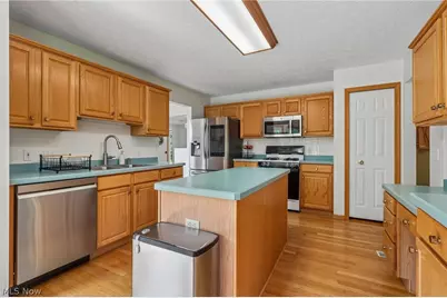 11335 Woodie Glen Drive, Chardon, OH 44024 - Photo 11