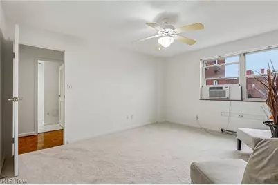 13800 Shaker Boulevard #902, Loveland, OH 44120 - Photo 23