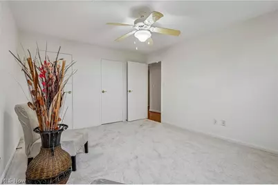 13800 Shaker Boulevard #902, Loveland, OH 44120 - Photo 19