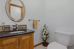 1107 Mill Branch Rd, Belpre, OH 45714 - Photo 11