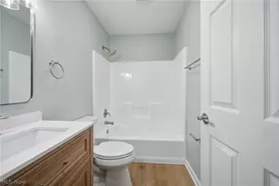 10473 Florida St, Aurora, OH 44202 - Photo 13