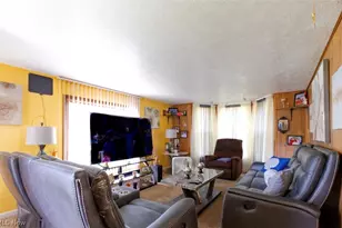 175 Spruce St, Elyria, OH 44035 - Photo 7