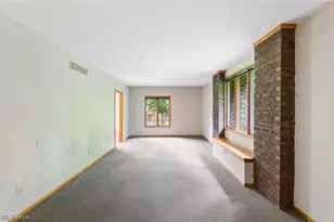 200 Hampshire Rd, Akron, OH 44313 - Photo 27