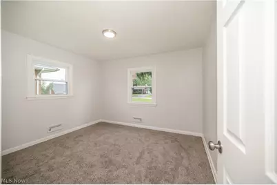550 Neoka Drive, Campbell, OH 44405 - Photo 19