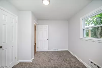 550 Neoka Drive, Campbell, OH 44405 - Photo 23