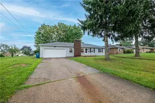 550 Neoka Dr, Campbell, OH 44405 - Photo 47
